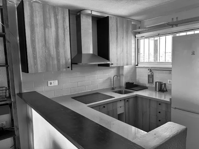 Foto de cocina en un piso en alquiler