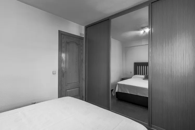 Foto de dormitorio en un piso en alquiler