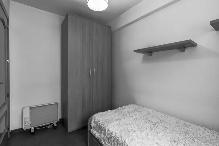Foto de dormitorio en un piso en alquiler