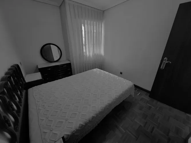 Foto de dormitorio en un piso en alquiler