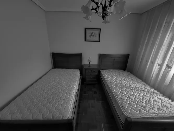 Foto de dormitorio en un piso en alquiler