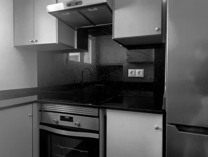 Foto de cocina en un piso en alquiler