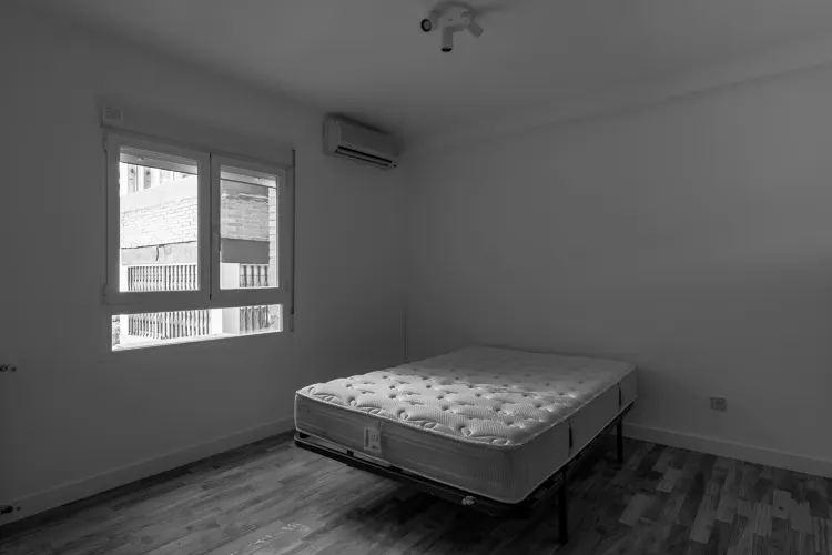 Foto de dormitorio en un piso en alquiler