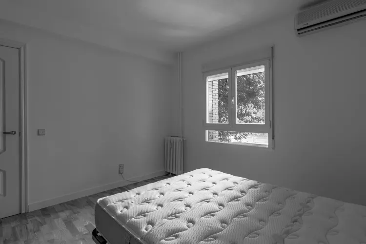 Foto de dormitorio en un piso en alquiler
