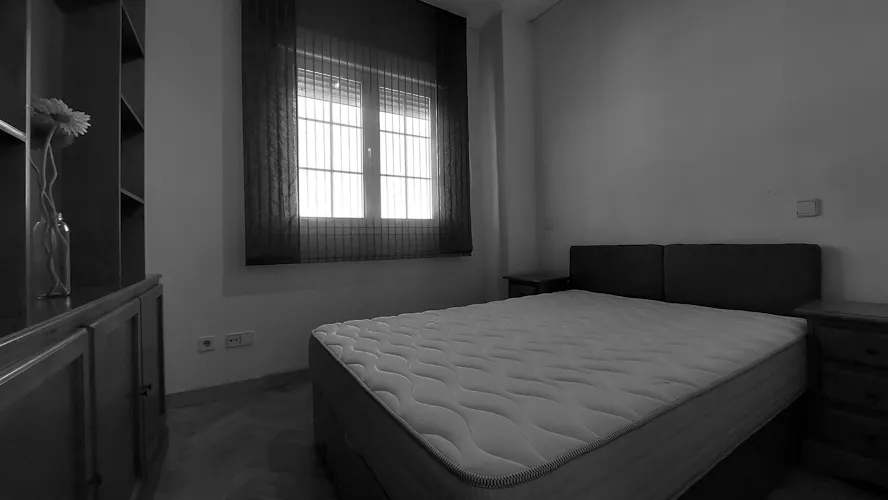 Foto de dormitorio en un piso en alquiler