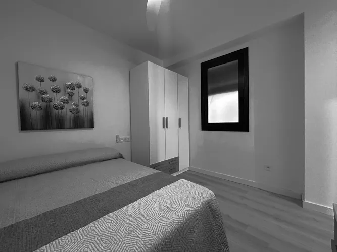 Foto de dormitorio en un piso en alquiler