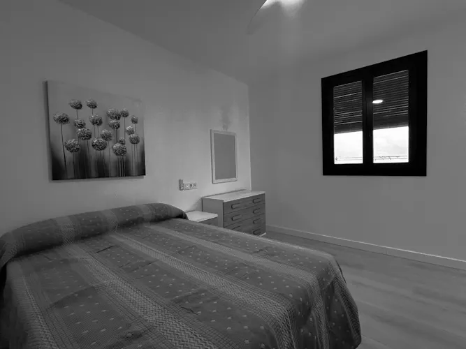 Foto de dormitorio en un piso en alquiler