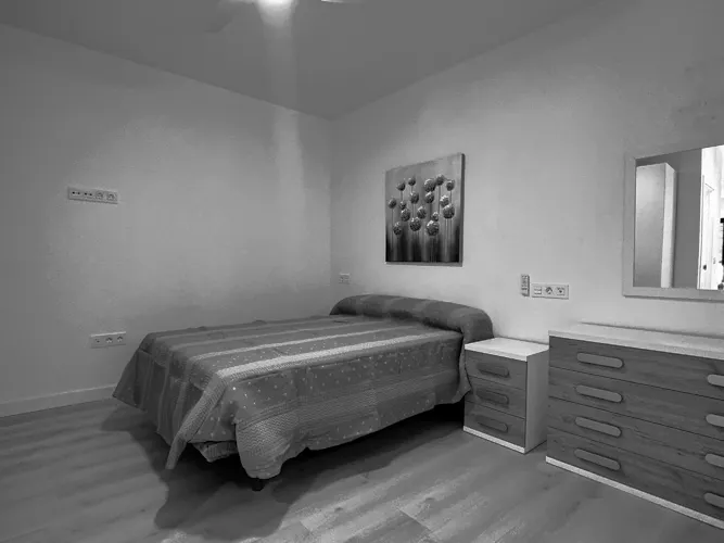 Foto de dormitorio en un piso en alquiler