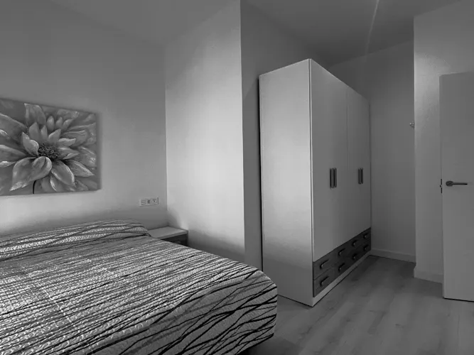 Foto de dormitorio en un piso en alquiler