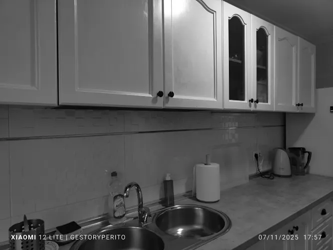 Foto de cocina en un piso en alquiler