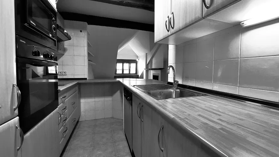 Foto de cocina en un piso en alquiler