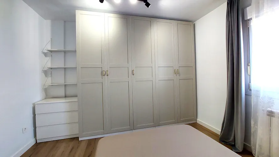 Foto de dormitorio en un piso en alquiler