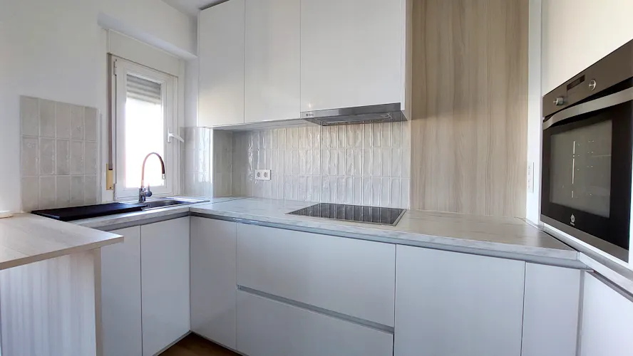 Foto de cocina en un piso en alquiler