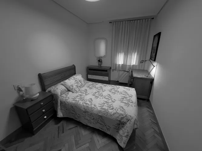 Foto de dormitorio en un piso en alquiler