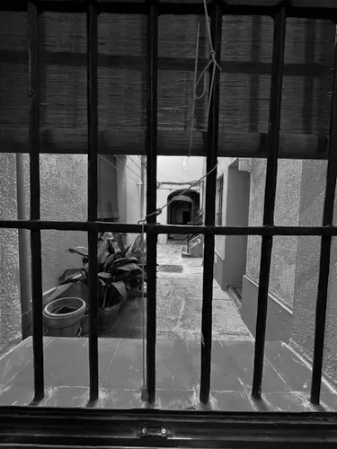 Foto de desconocido en un piso en alquiler