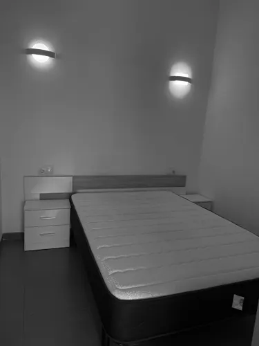 Foto de dormitorio en un piso en alquiler