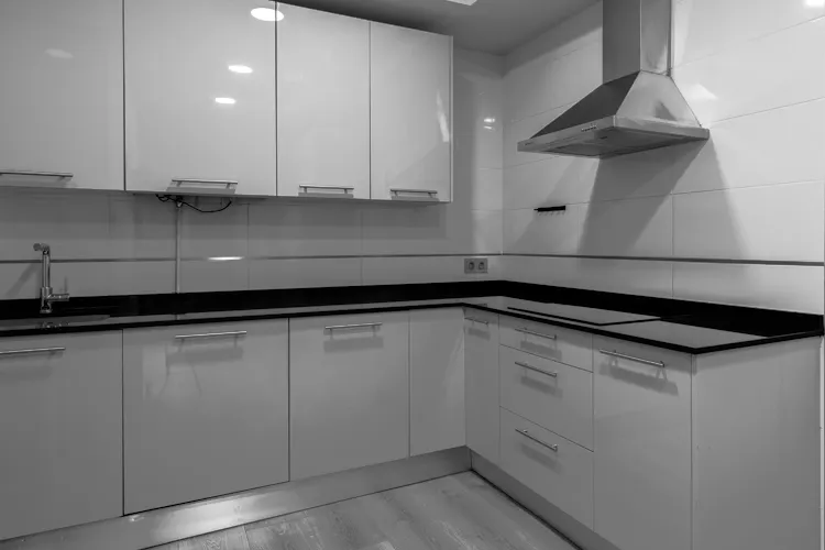 Foto de cocina en un piso en alquiler