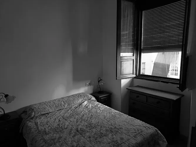 Foto de dormitorio en un piso en alquiler