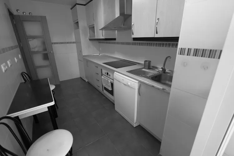 Foto de cocina en un piso en alquiler