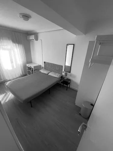 Foto de dormitorio en un piso en alquiler