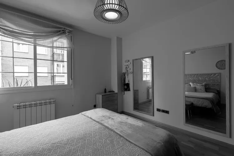 Foto de dormitorio en un piso en alquiler