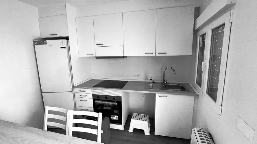 Foto de cocina en un piso en alquiler