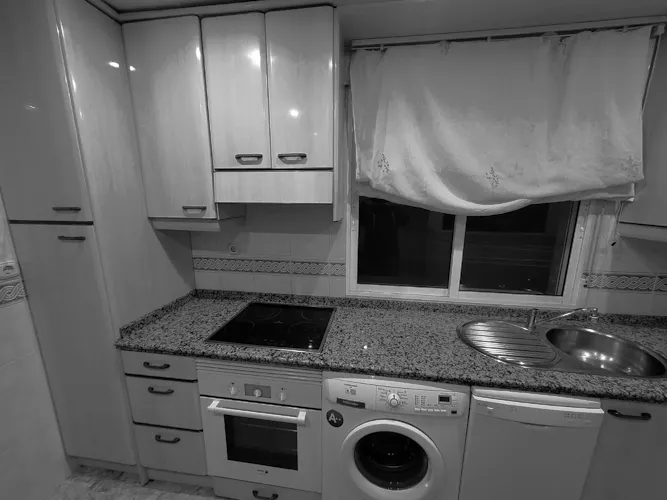 Foto de cocina en un piso en alquiler