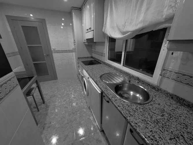 Foto de cocina en un piso en alquiler