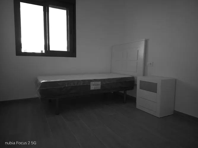 Foto de dormitorio en un piso en alquiler