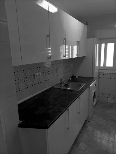 Foto de cocina en un piso en alquiler