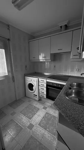 Foto de cocina en un piso en alquiler