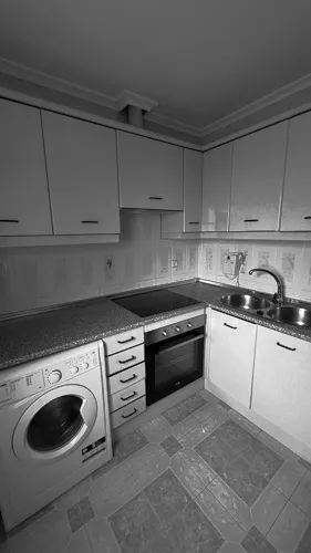 Foto de cocina en un piso en alquiler