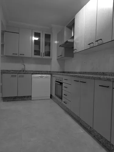 Foto de cocina en un piso en alquiler