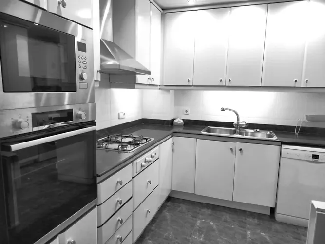 Foto de cocina en un piso en alquiler
