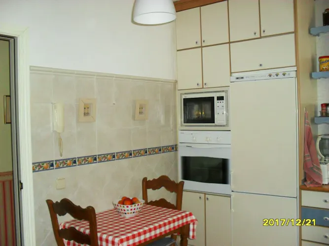 Foto de cocina en un piso en alquiler
