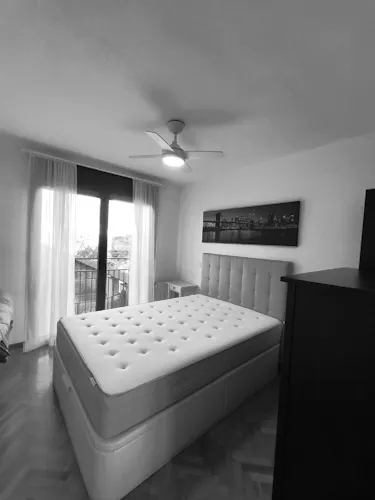Foto de dormitorio en un piso en alquiler