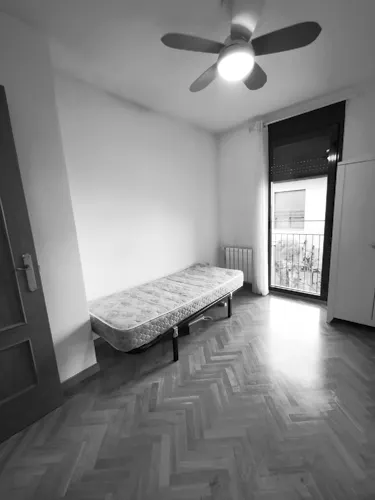 Foto de dormitorio en un piso en alquiler