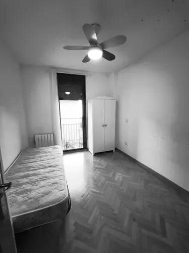 Foto de dormitorio en un piso en alquiler