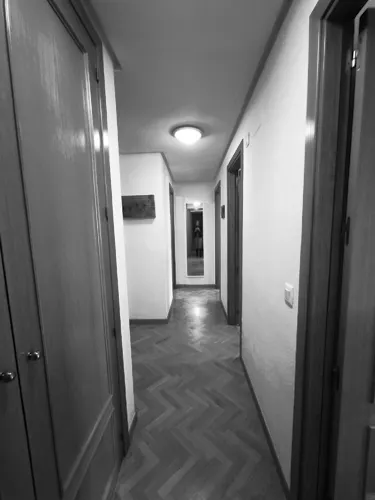 Foto de pasillo en un piso en alquiler
