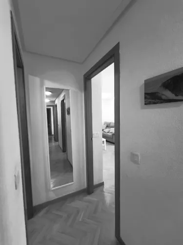 Foto de pasillo en un piso en alquiler