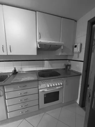Foto de cocina en un piso en alquiler