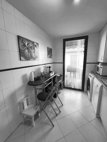 Foto de cocina en un piso en alquiler