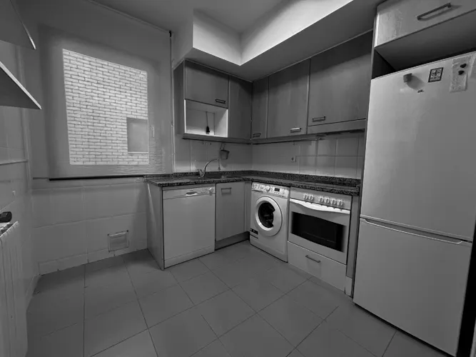 Foto de cocina en un piso en alquiler