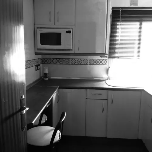 Foto de cocina en un piso en alquiler