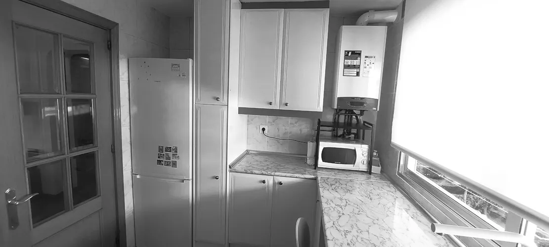 Foto de cocina en un piso en alquiler