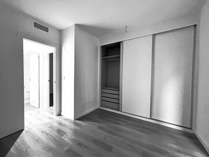 Foto de dormitorio en un piso en alquiler