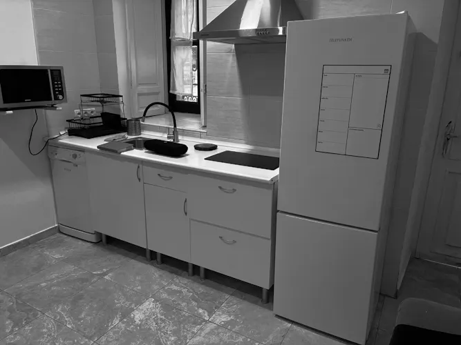 Foto de cocina en un piso en alquiler