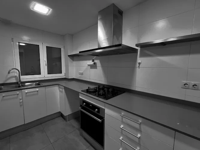 Foto de cocina en un piso en alquiler