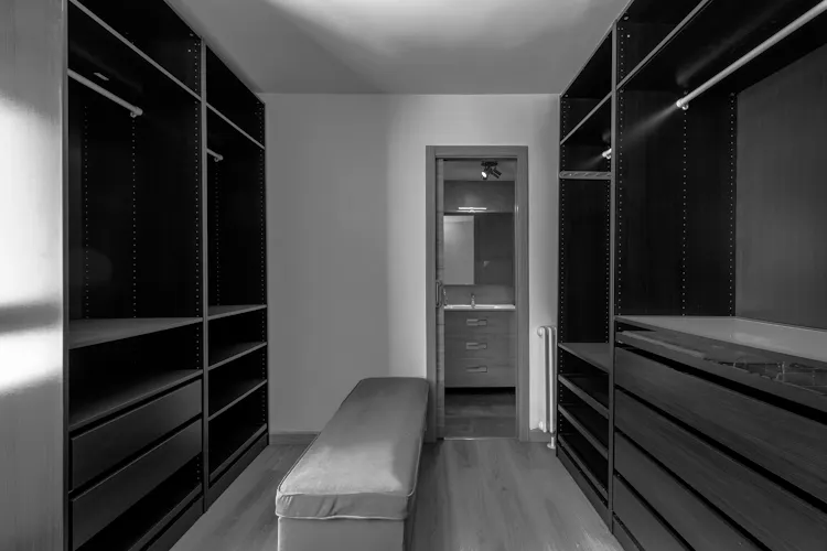 Foto de vestidor en un piso en alquiler