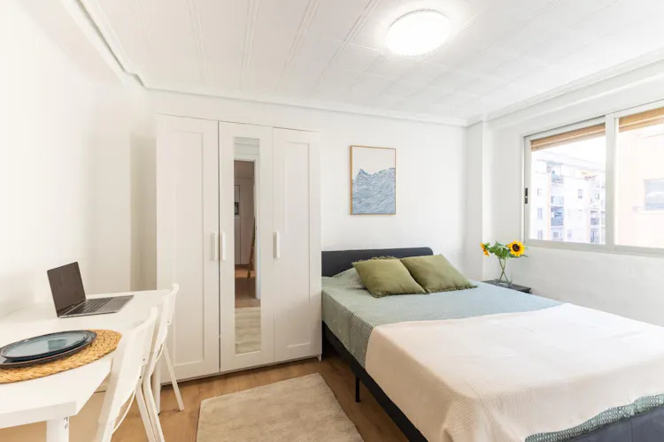 Foto de dormitorio en un piso en alquiler